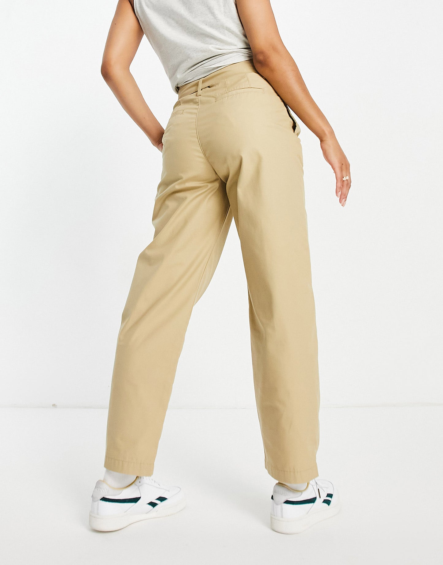 Levi's high loose tapered trousers in tan