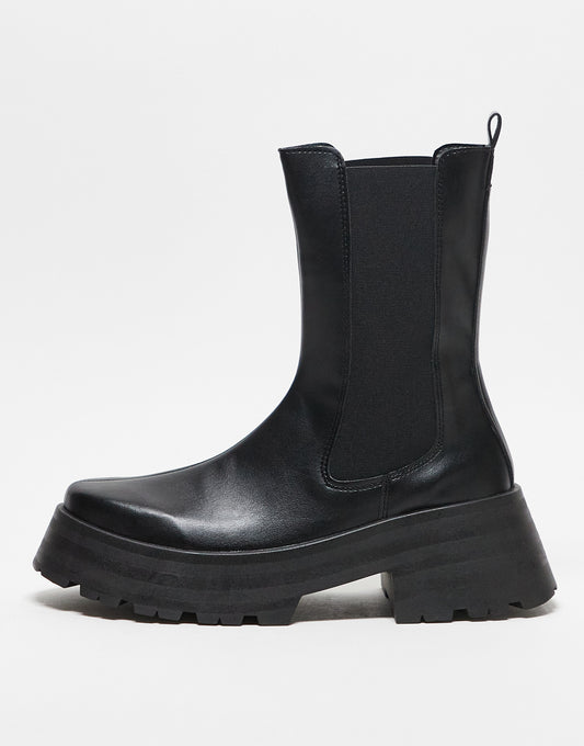 ASOS DESIGN Recipe chunky sock boots in black