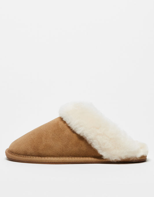 ASOS DESIGN Zeus premium sheepskin slippers in chesnut