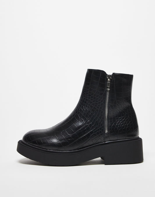 Topshop Kai zip side flat boot in black