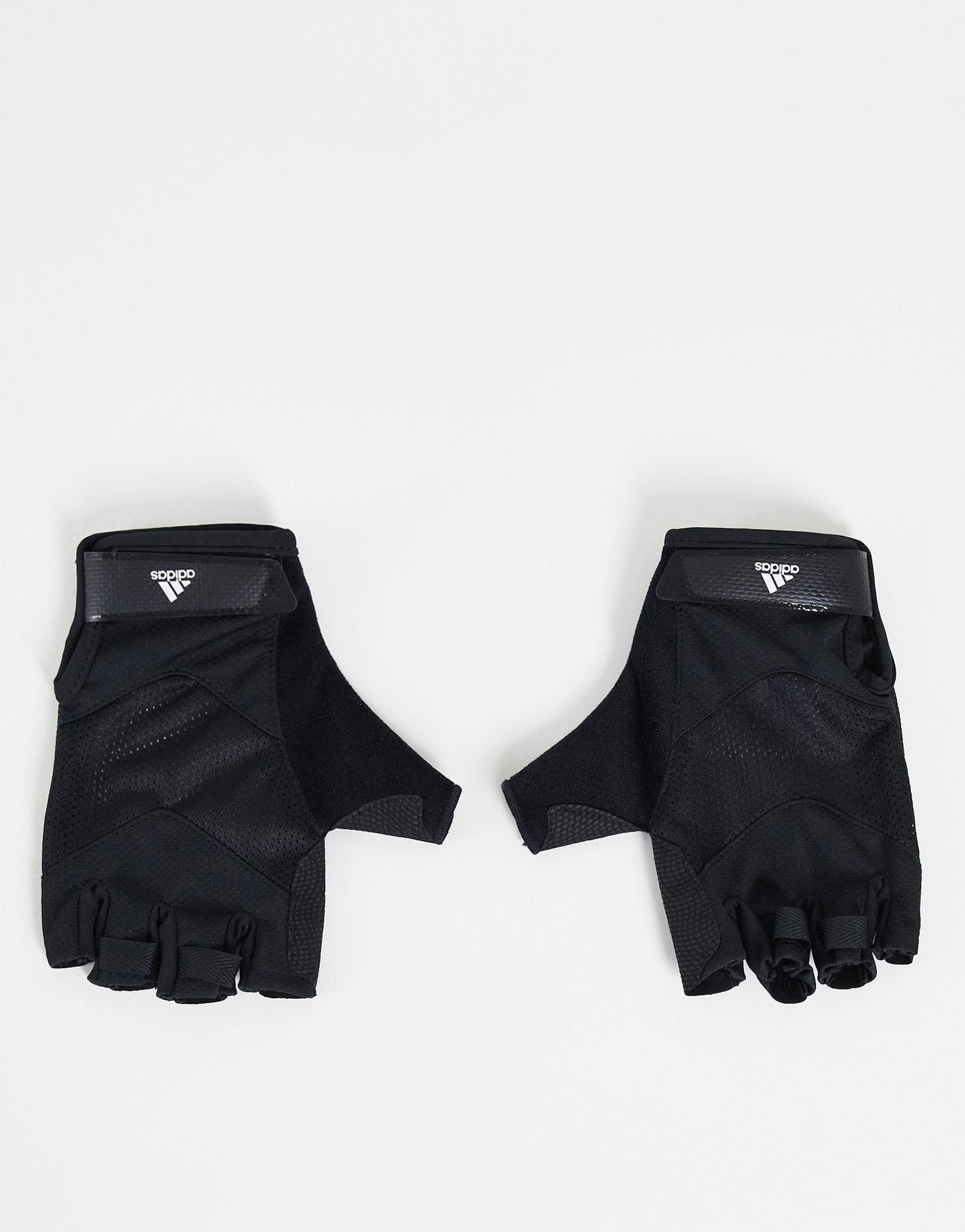 adidas Training fitness gloves in black