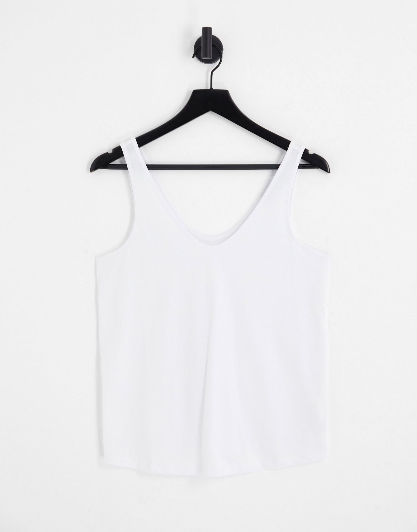 ASOS DESIGN Hourglass ultimate vest with scoop neck in cotton in white - WHITE