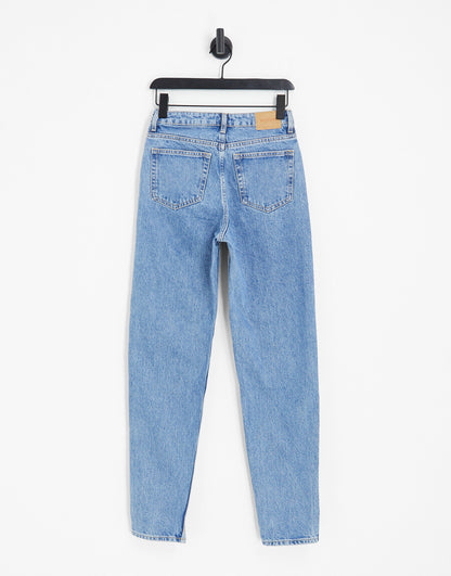 Weekday Lash extra high waist mom jeans in hanson blue - MBLUE