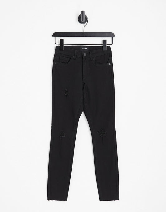 Vero Moda Petite Tanya skinny jeans in black