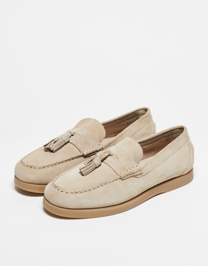 ASOS DESIGN boat shoe in beige suede with contrast sole