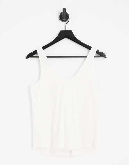 ASOS DESIGN ultimate vest with scoop neck in cotton in white - WHITE