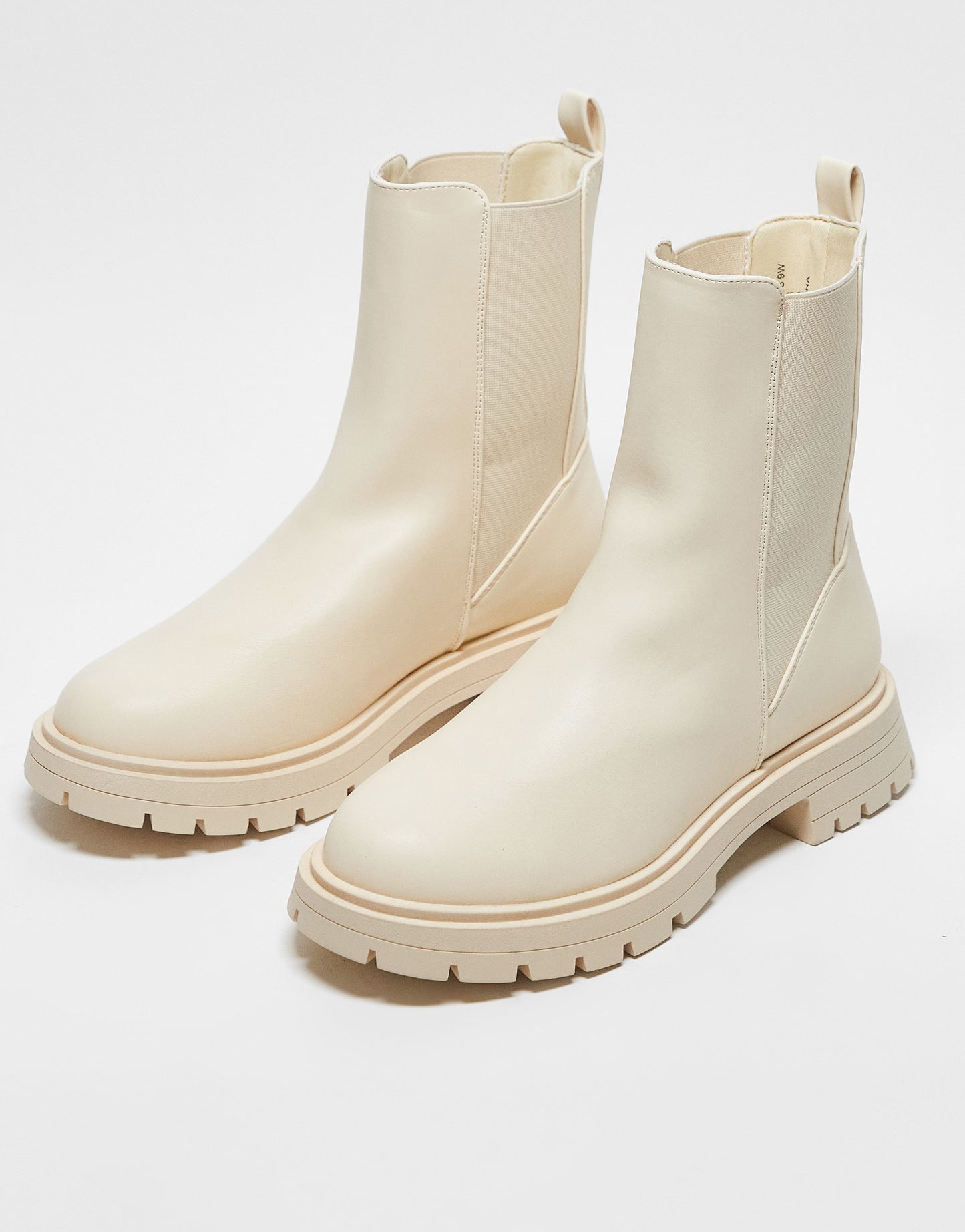 ASOS DESIGN Wide Fit Alfie chunky chelsea boots in off-white