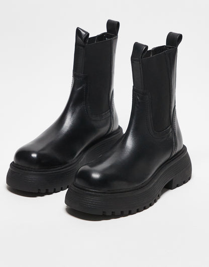 ASOS DESIGN Wide Fit Adelaide leather chelsea boots in black