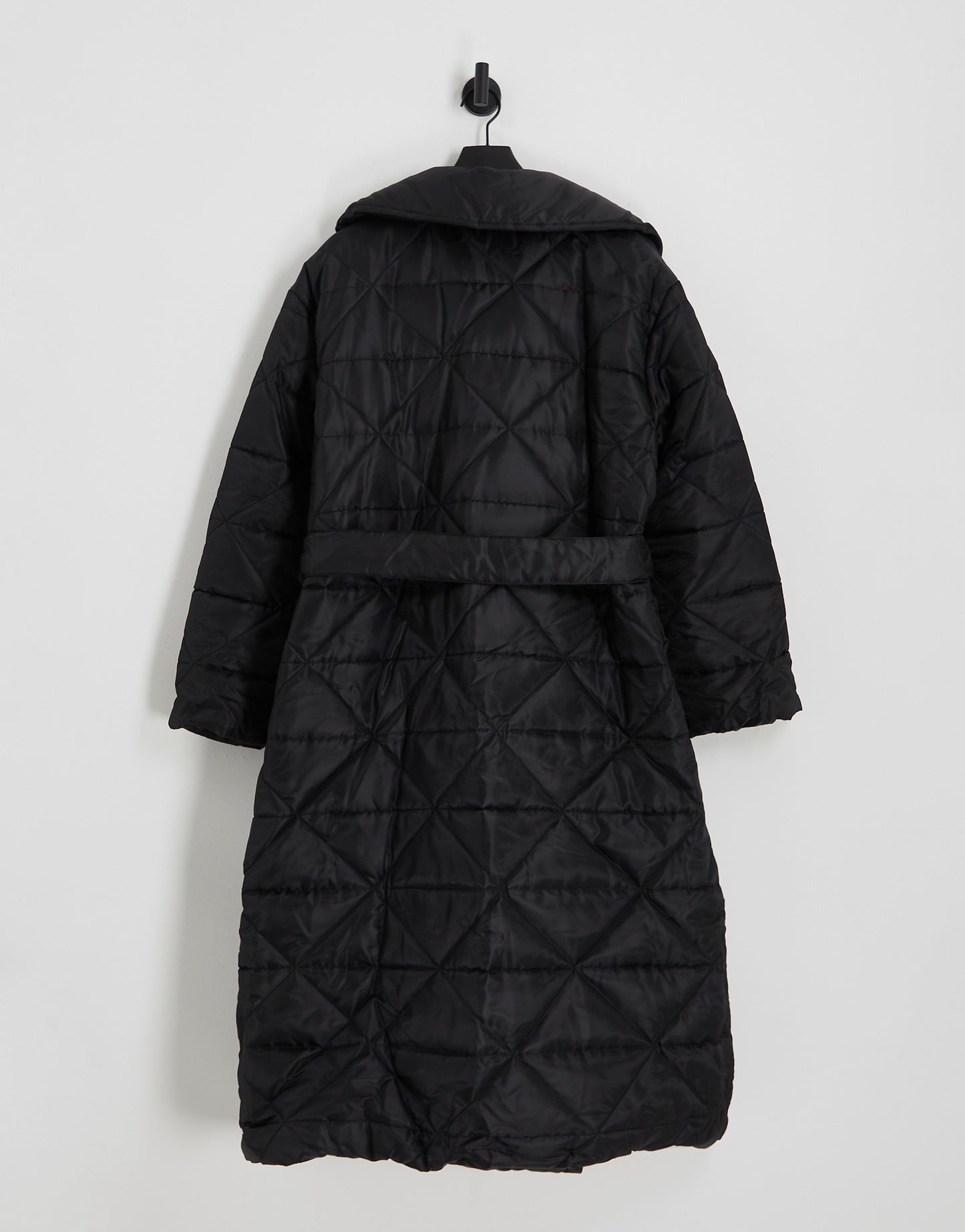 ASOS DESIGN Curve nylon quilted maxi puffer coat in black