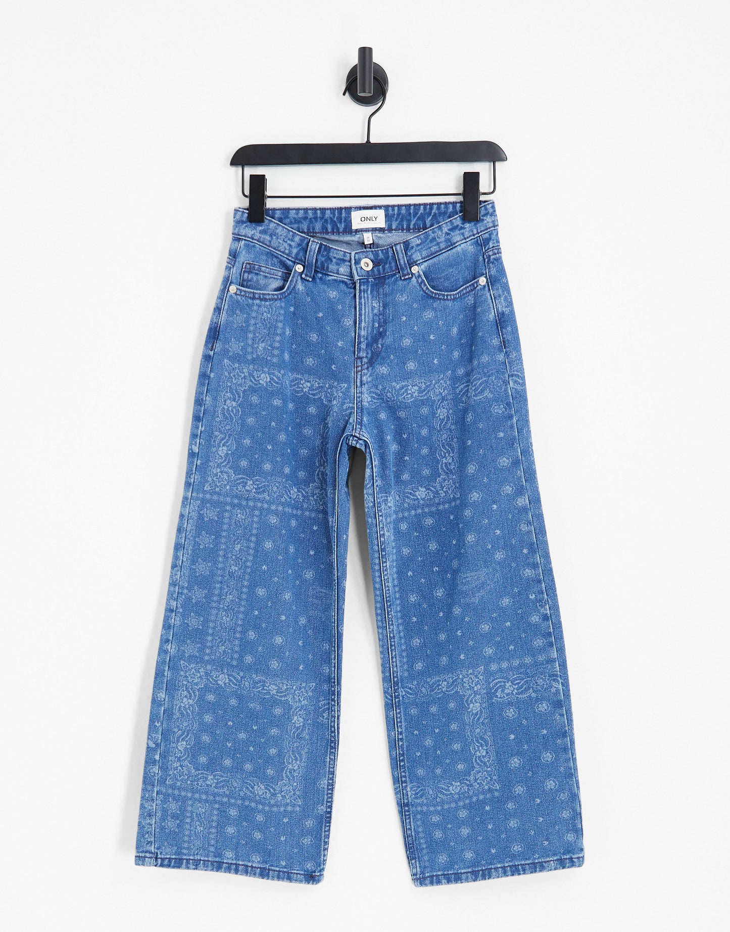 Only Sonny cropped wide leg jeans in bandana print