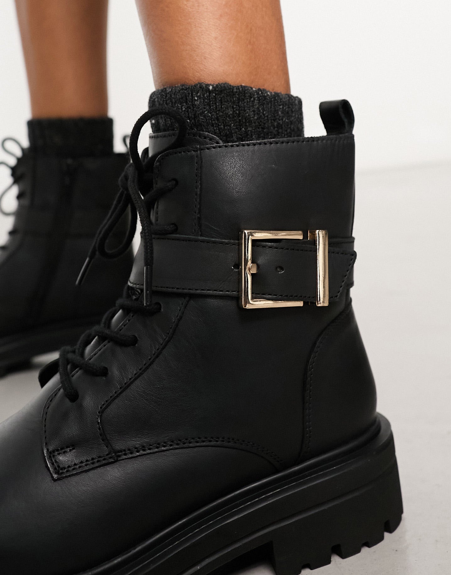 London Rebel Leather buckle lace up in black