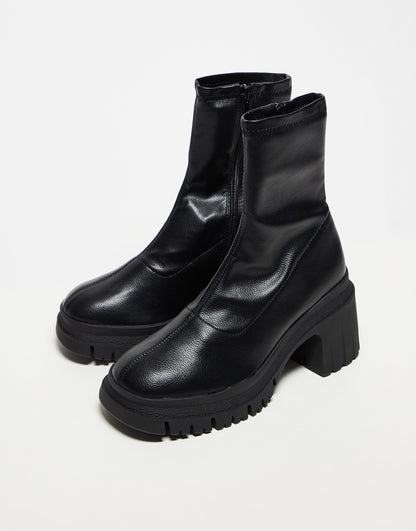 ASOS DESIGN Wide Fit Recipe chunky sock boots in black