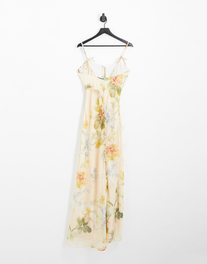 Hope & Ivy ruched bust maxi dress in cream floral