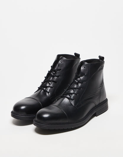 Jack and Jones classic leather boots in black