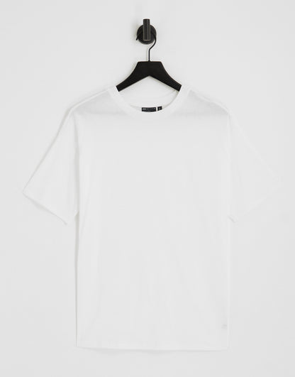 ASOS DESIGN Tall ultimate slim fit t-shirt with long sleeves in cotton in white - WHITE