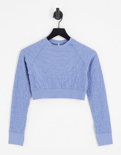 HIIT seamless long sleeve crop top in textured dusky blue