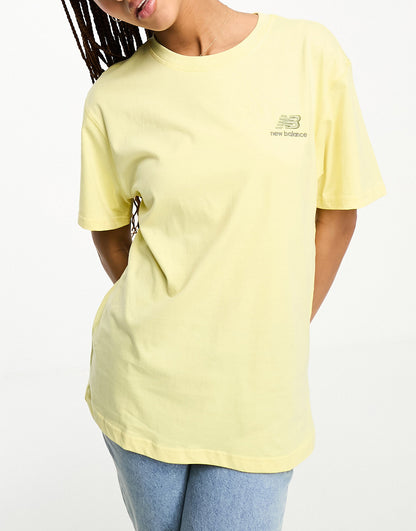 New Balance unisex logo t-shirt in yellow