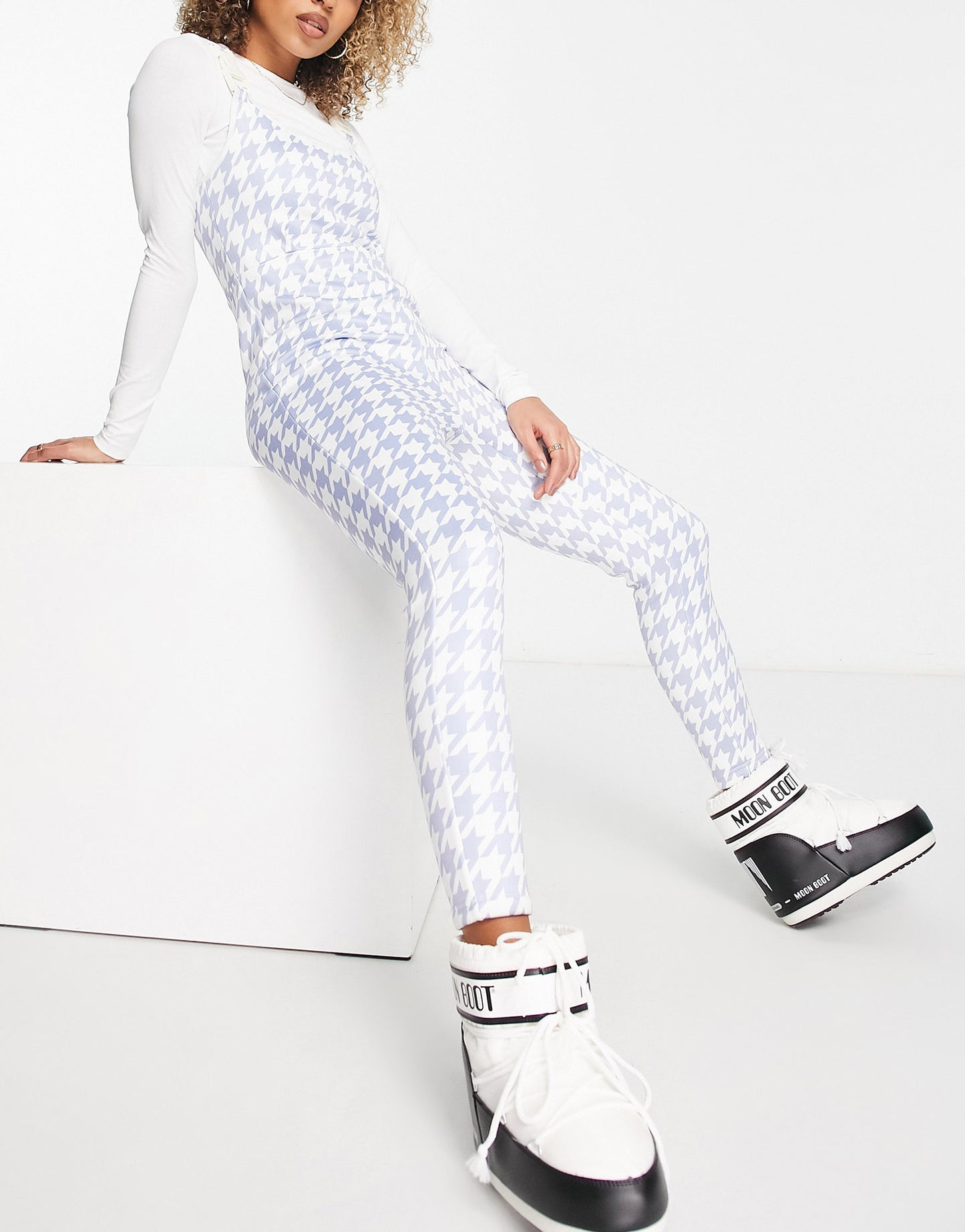 Threadbare ski salopettes in pastel blue houndstooth