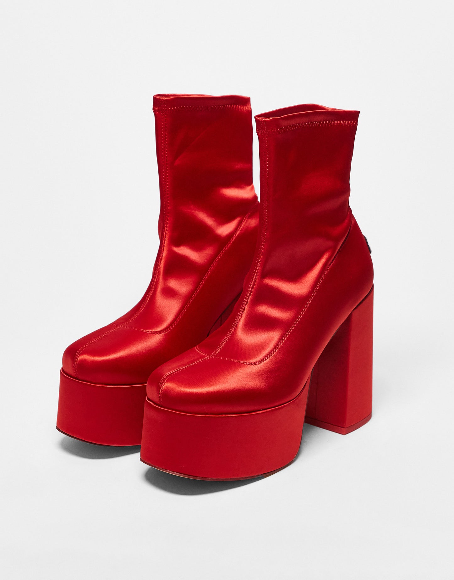 NOKWOL Exclusive Ellie platform ankle boots in red