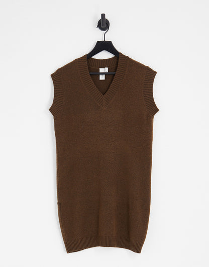 Y.A.S. Diva sleeveless v-neck knitted dress in brown