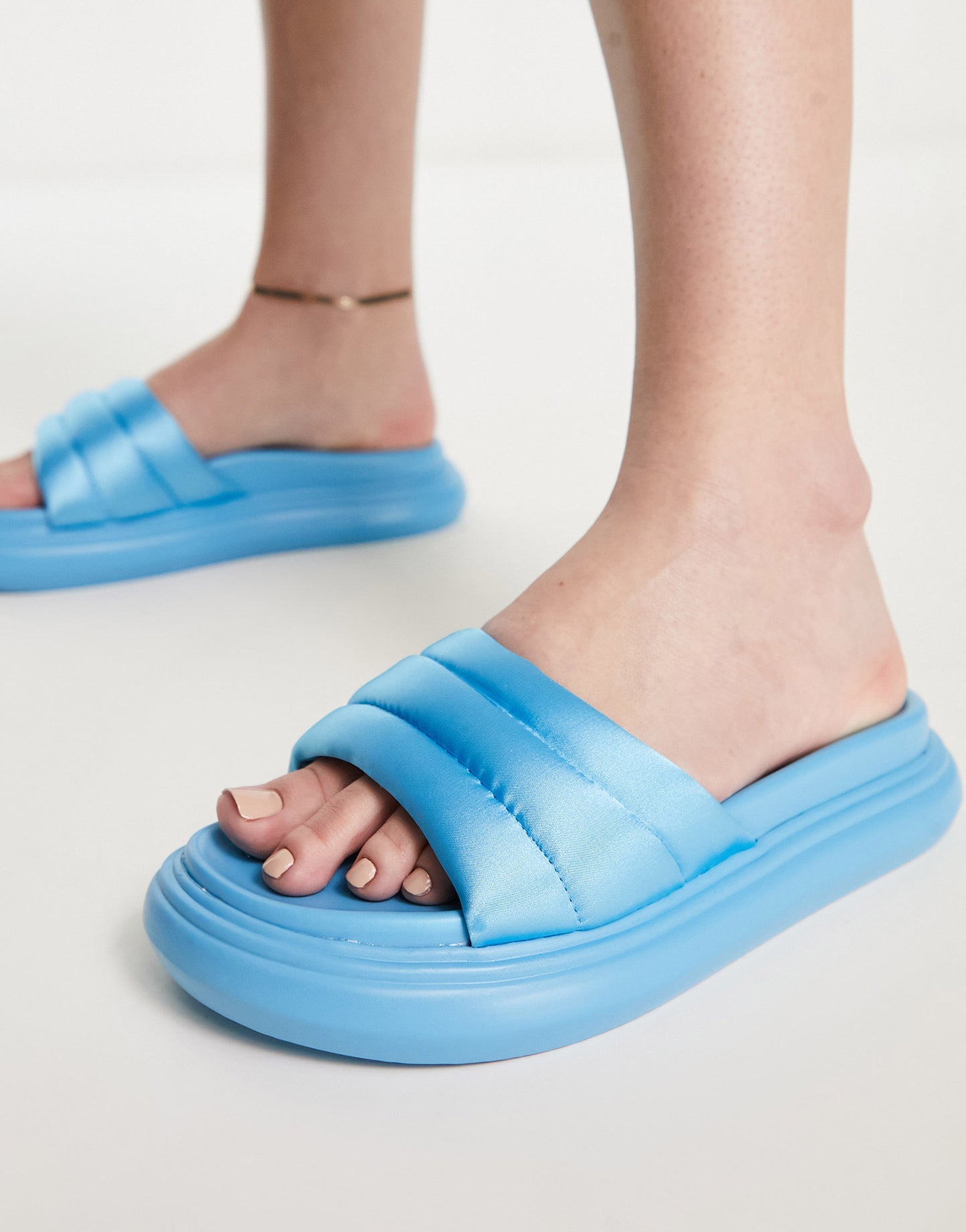 Simmi London jaslynn  padded chunky flatform sandals in blue satin