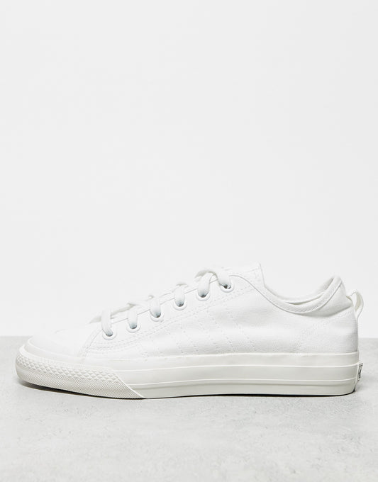 adidas Originals Nizza RF trainers in white