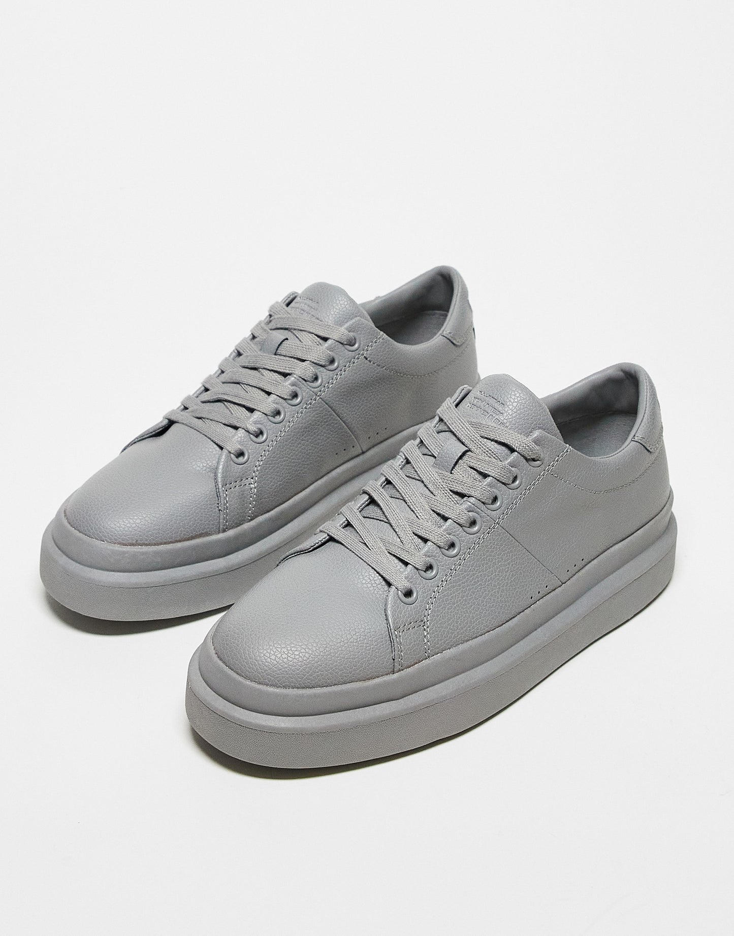 Pull&Bear simple chunky trainers in grey