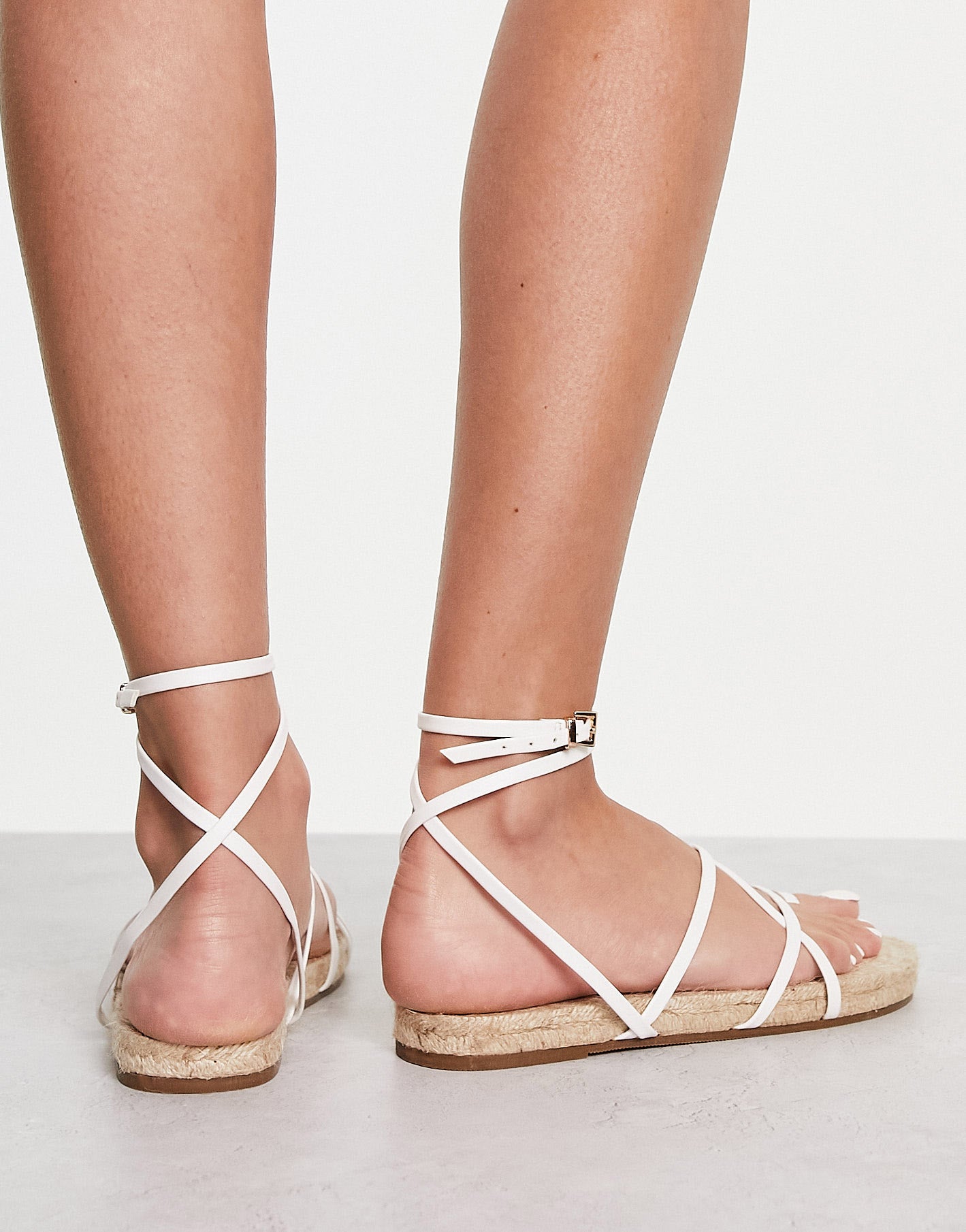 ASOS DESIGN Jamila toe loop espadrille in white