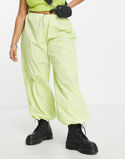 Daisy Street Plus relaxed cargo trousers in crinkle pistashio