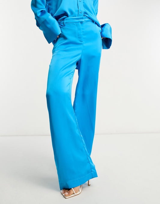 4th & Reckless satin wide leg trouser co-ord in electric blue