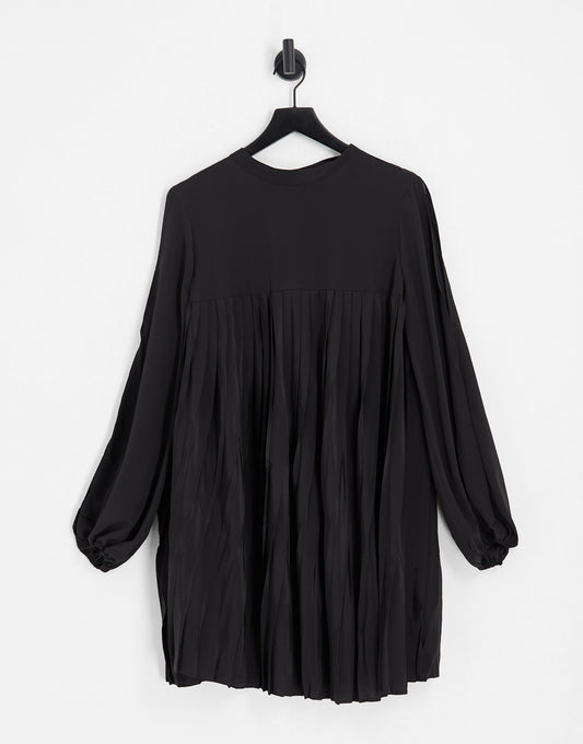 ASOS DESIGN Curve high neck pleated trapeze mini dress with split sleeves in black