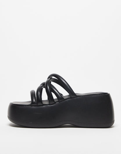 Daisy Street chunky sole strappy sandals in black