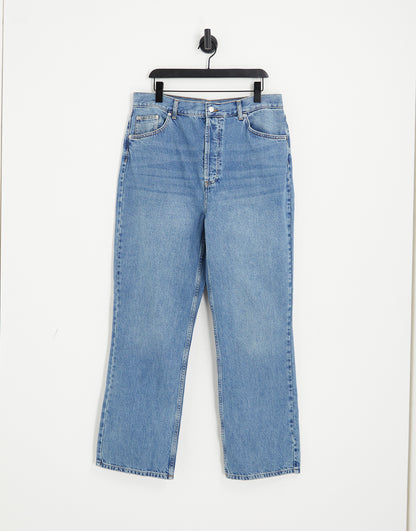 Topshop Curve straight Kort jeans in mid blue