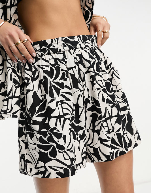 Lindex resort printed short co-ord in black and white