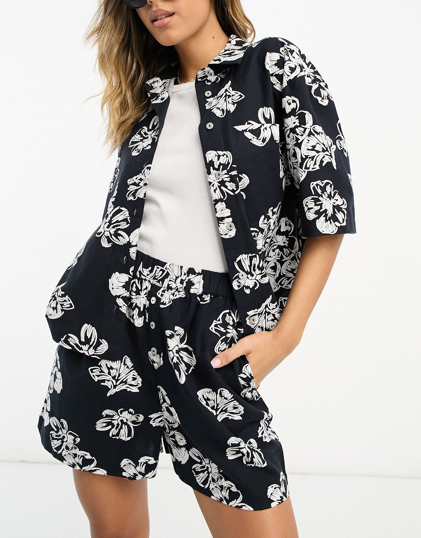 ASOS DESIGN boxy shirt with linen in floral print co-ord