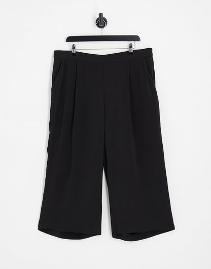 Vero Moda Curve culotte trousers in black