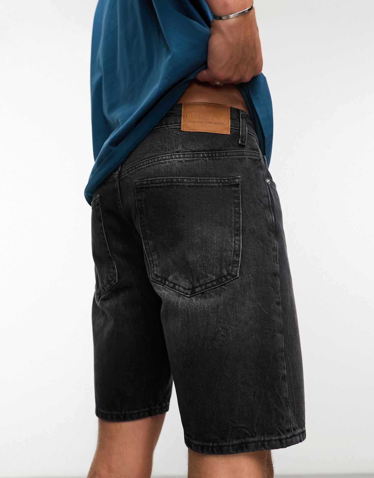 Only & Sons loose fit denim short in washed black