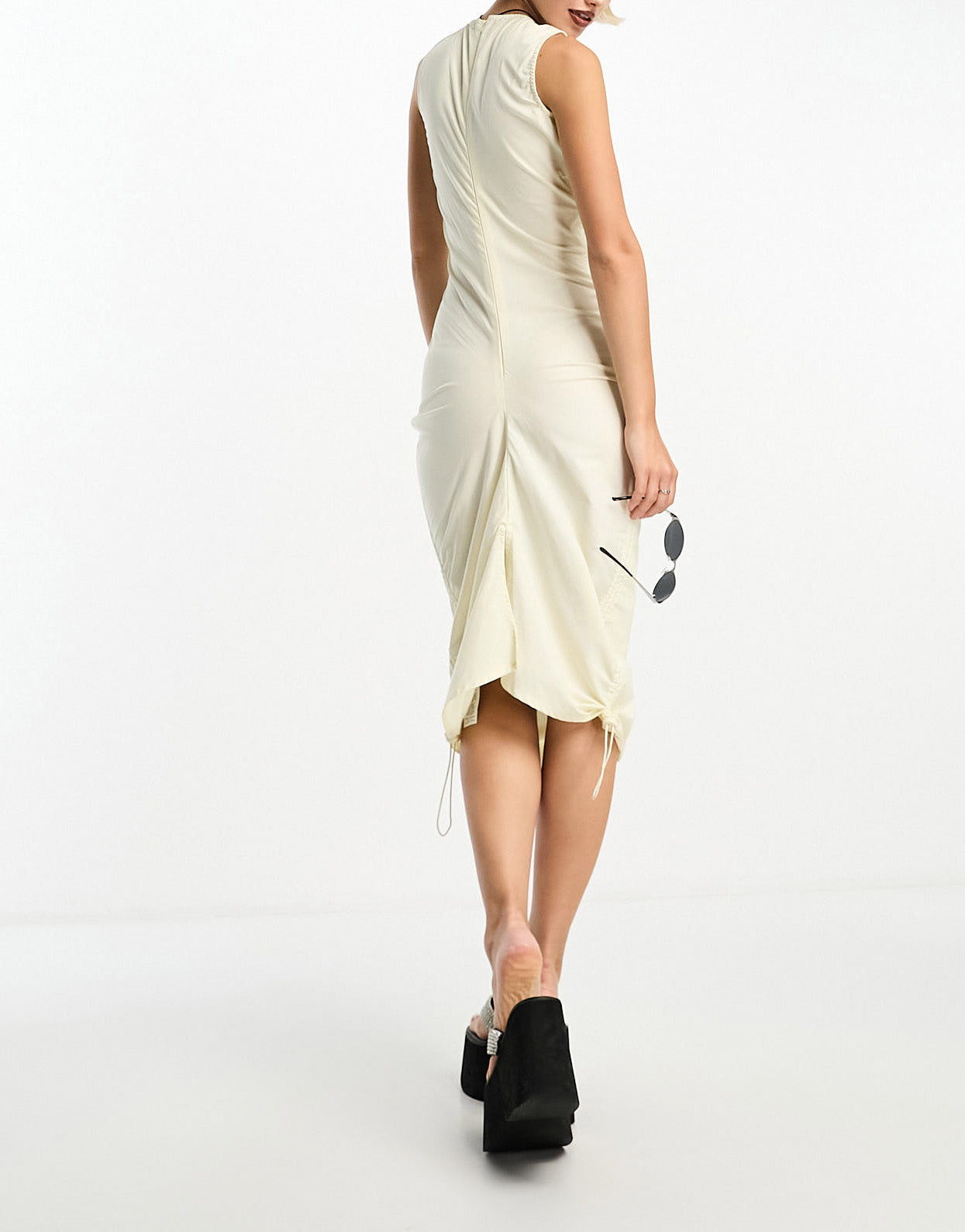 COLLUSION cut out column midi dress in light yellow