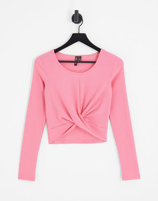 Pieces twist front top in pink