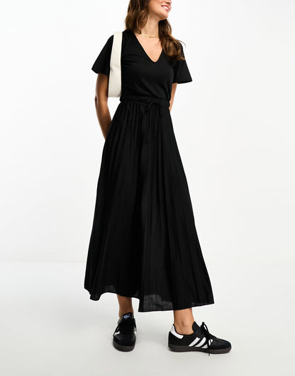 ASOS DESIGN v neck tie waist pleat midi dress in black