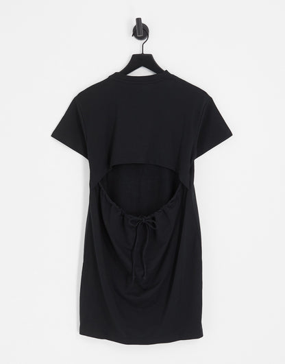 Vero Moda Petite t-shirt mini dress with cut out back in black