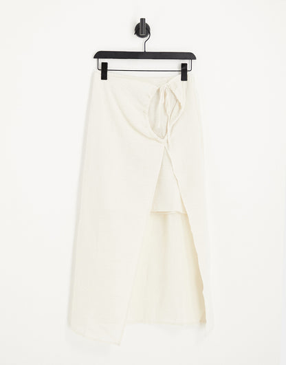 Vero Moda Tall wrap tie midi skirt in white