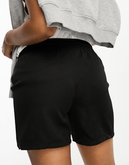 Mamalicious Maternity tie waist shorts in black