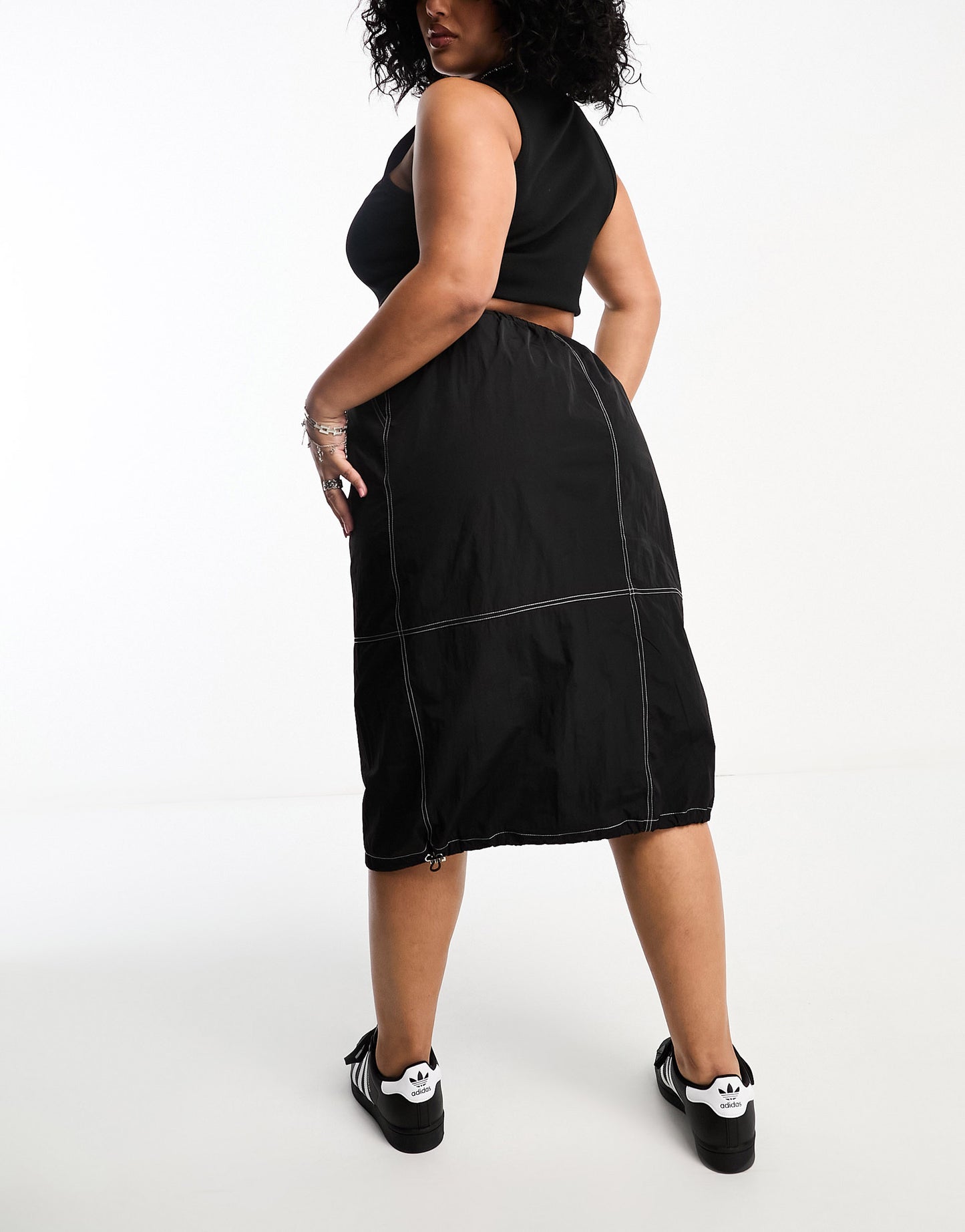 Heartbreak Plus parachute midi skirt with contrast stitch in black