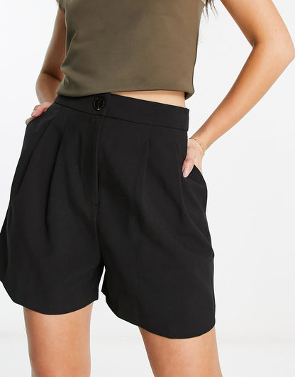 ASOS DESIGN mom short in black