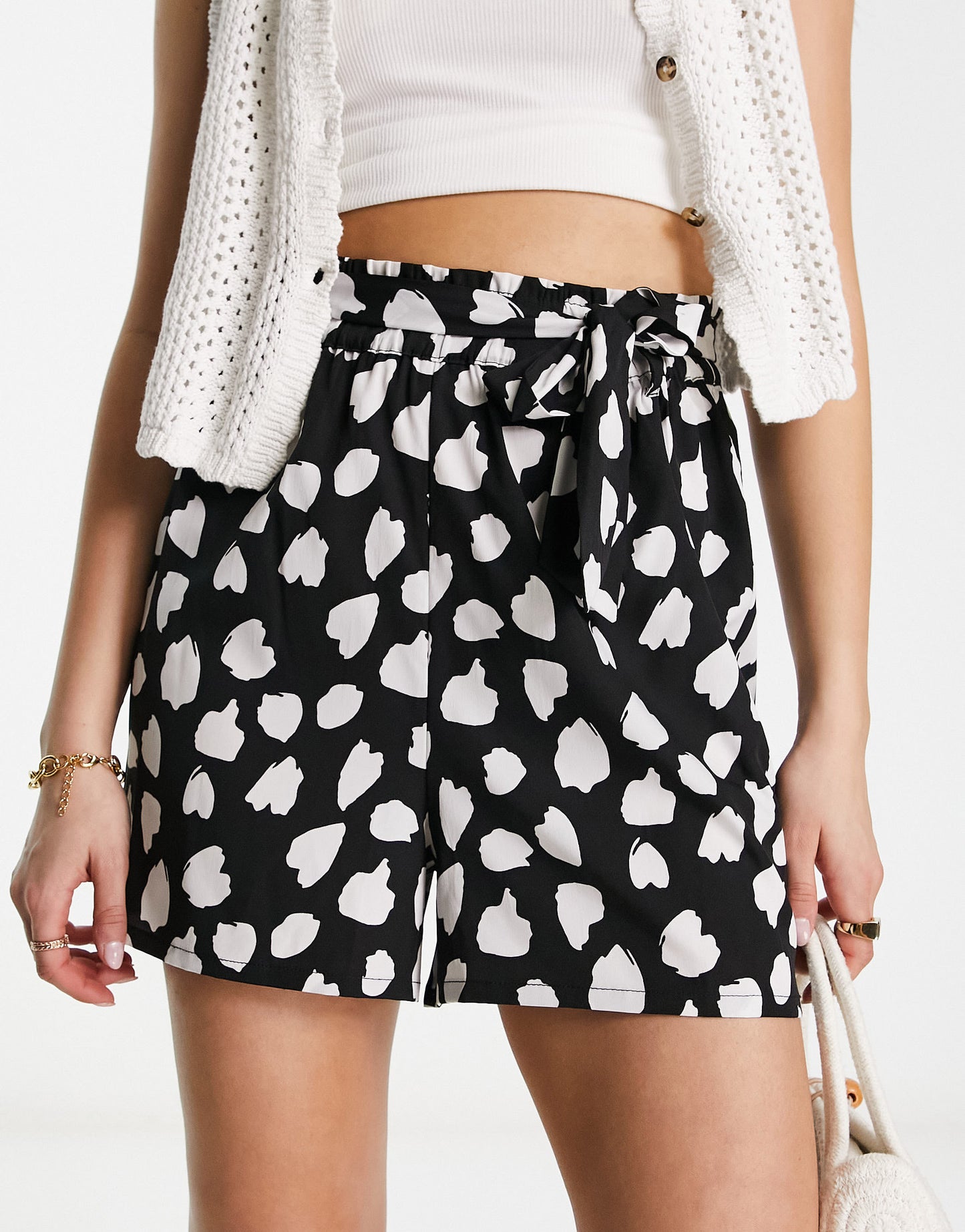 New look short in black pattern