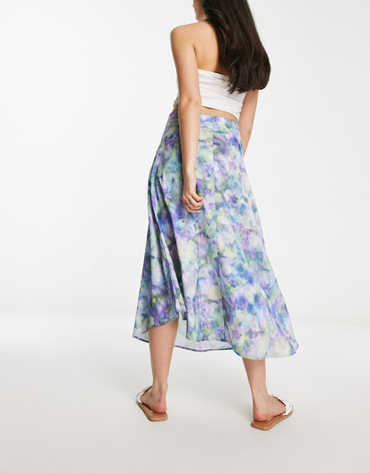 Stradivarius mesh midi skirt in blue floral print