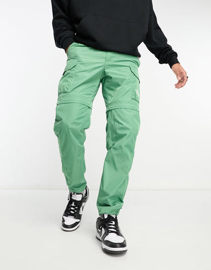 The North Face Alrescha zip off convertible cargo trousers in green Exclusive at ASOS