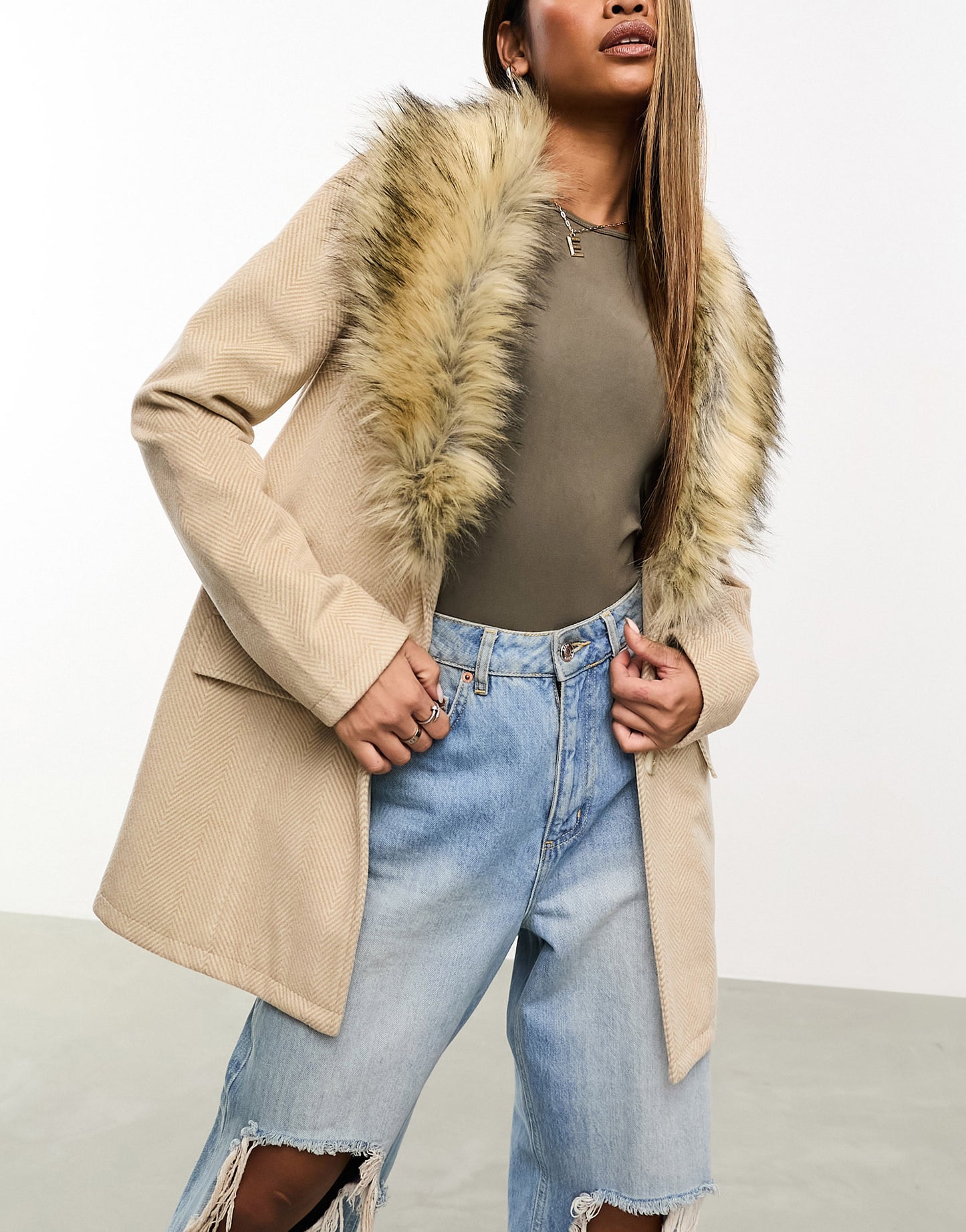 Threadbare Bonnie short formal coat with faux fur collar in beige