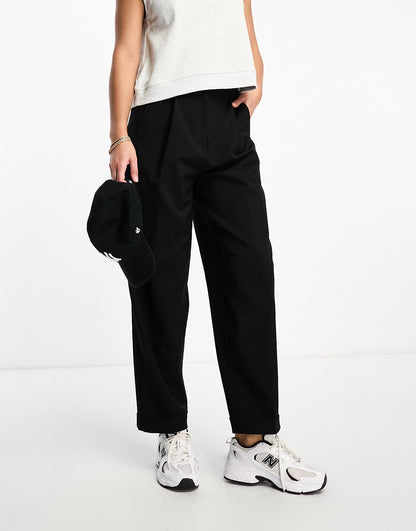 ASOS DESIGN Tall tapered tailored trouser with turn up hem in black